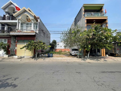 Bán Nhanh Đất Mặt Tiền Kinh Doanh 5x15.6 Gần Vincom Dĩ An 2