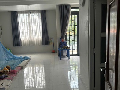 Nhà đẹp 2 lầu đường số 85 P. Tân Quy,Quận 7, dt 4x20m 2