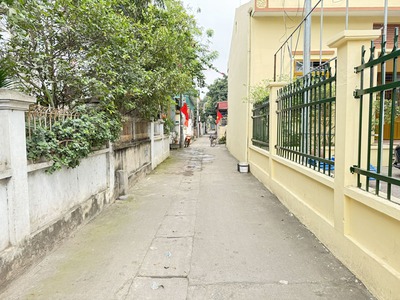 Cần bán 203m2 đất gần hồ Đổng Xuyên, Đặng Xá. Khổ đẹp, đường thông ô tô nhỏ 0