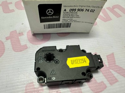 Mô tơ cửa gió điều hòa xe Mercedes GLC Class   A0999067402 1