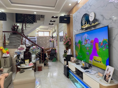 Siêu phẩm. Bán nhà 45mx3 tầng đường Đồng Thiện Thiên Lôi, Sát Aeon Mall. 2