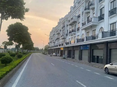 Bán nhà phố mặt phố KĐT Bắc Đầm Vạc, Vĩnh Yên, Vĩnh Phúc. Giá chỉ 8,4 tỷ 2
