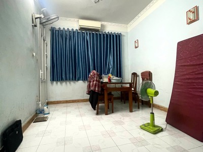 Nhà dân xây-mặt ngõ ô tô-kinh doanh sầm uất-30M 5T 11xTỶ-sổ đẹp-Tân Ấp quận Ba Đình 2