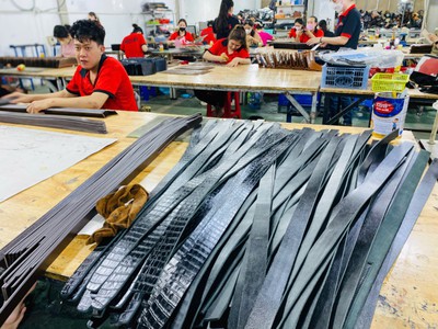 Xưởng đồ da giá rẻ chất lượng 2