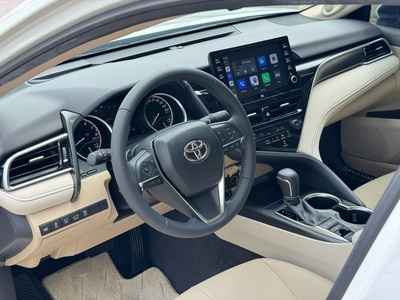 Bán xe Toyota Camry 2.5Q 2024, màu trắng. 7