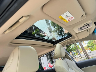 Bán xe Toyota Camry 2.5Q 2024, màu trắng. 12