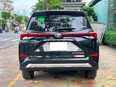 Bán xe Toyota Veloz Cross 1.5 TOP 2024, màu đen. 1