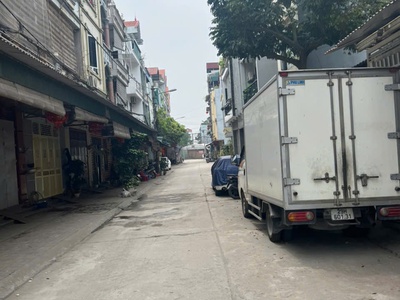 Cho thuê 480m2 đất làm kho xưởng ngõ ô tô tải tránh tại Tổ Yên Hà - Yên Viên, Gia Lâm 0