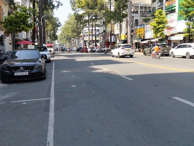 Cần tiền bán gấp mặt tiền phố showroom ôtô-an dương vương-q5 35tỷ tl 0