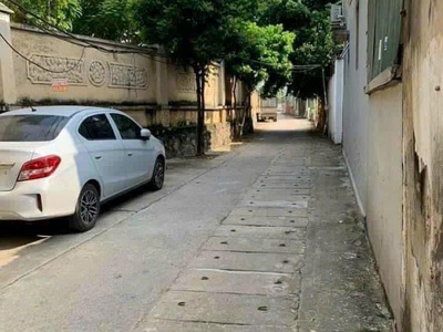 31m2 ỷ la, dương nội ngõ thông ô tô đỗ cách 20m giá 3,9 tỉ 0