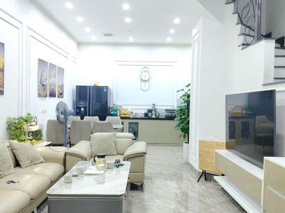 Văn cao nguyễn đình thi - 1 nhà ra phố, ô tô dừng đỗ, nhà đẹp ở ngay, mặt tiền 5m vuông đẹp, chỉ 1