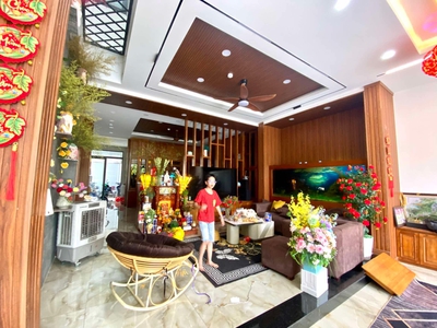 Nhà đẹp mặt tiền tân xuân   thích hợp ở gia đình lớn hoặc vừa ở vừa cho thuê 3