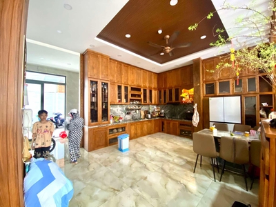 Nhà đẹp mặt tiền tân xuân   thích hợp ở gia đình lớn hoặc vừa ở vừa cho thuê 2