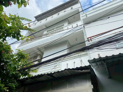 Bán nhà 3 tầng hẻm ô tô lê hồng phong phước hải nha trang 0