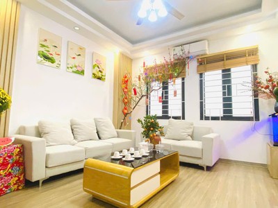 Bán nhà đẹp định công thượng 5 tầng full nội thất, ngõ nông, gần phố 8,6 tỷ. 1