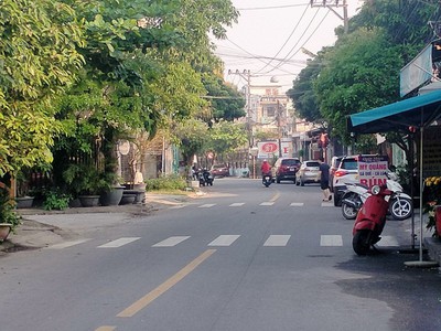 Bán nhà mặt tiền đào sư tích, 90m2, gác lửng, view công viên, gần bến xe - chỉ 4.0x tỷ 4