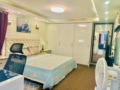 C130  bán chdv 7 tầng - hầm xe - thang máy - penthouse - nguyễn thị thập, quận 7 - doanh thu gần 3