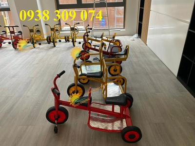 Xe đạp thùng, xe đạp xích lô 3 bánh dành cho bé mầm non 3