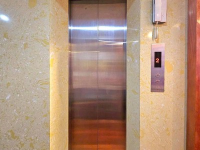 Hiếm - đẹp ở luôn - 6 tầng thang máy - trung tâm hai bà trưng - 30m ra ngõ ô tô. dt 56m2 x 6t x 4mt 2