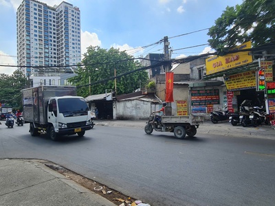 Cho thuê kho-xưởng mặt tiền thoại ngọc hầu 175m  - gần ngã tư 1