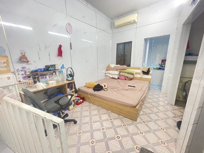 Nhà 4 tầng mặt ngõ kinh doanh phố tây sơn, đống đa, lô góc, gần phố, sổ vuông, 4.2 tỷ. 4
