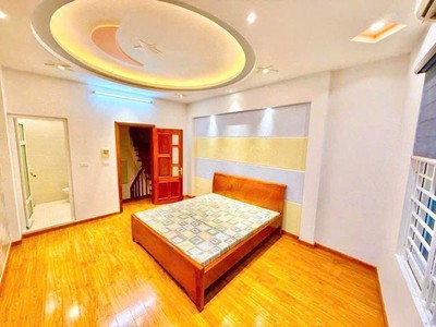 Bán gấp siêu phẩm nhà Nam Từ Liêm - 40m2- 4 tầng Ô tô đỗ cửa giá chỉ 5 TỶ 1