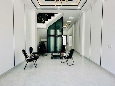 Gấp gấp nhà mới 100 nguyễn bỉnh khiêm, gv- 4 tầng btct-tm- sổ vuông - hẻm xe tải đỗ cửa 1