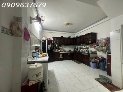 Hẻm xe hơi thông- chủ cần tiền kinh doanh- bán căn nhà tâm huyết- 4 tầng btct- thiết kế lệch tầng 1