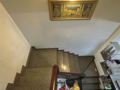 Hẻm xe hơi thông- chủ cần tiền kinh doanh- bán căn nhà tâm huyết- 4 tầng btct- thiết kế lệch tầng 2