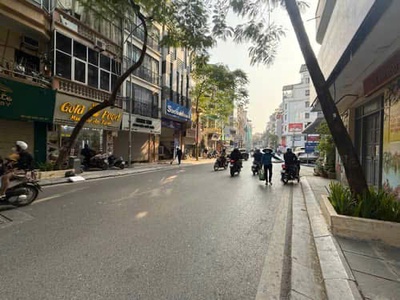 Phú thượng - đất đẹp vuông - cách ubnd vài trăm m - ngõ 3.1-3.9m 4