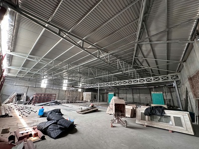 Cho thuê 600m2 kho xưởng  ưu tiên làm kho  tại km 16 đại lộ thăng long,quốc oai, hà nội 2