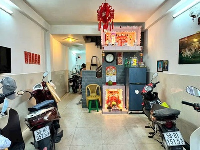 Giá mềm nhất quận 5: 8.5 tỷ  - trần phú - dt:43m- 3.6x12- trệt lửng 3 lầu 4pn 4wc st giếng trời - 1