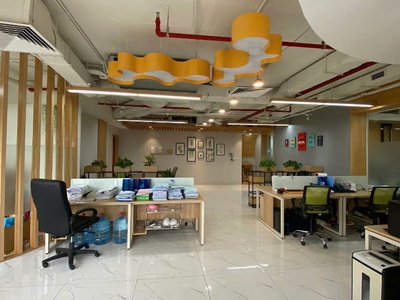 Cho thuê văn phòng cao cấp   luxury parkviews, cầu giấy 2
