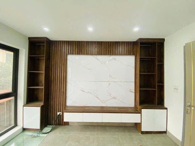 Chính chủ gửi bán siêu phẩm bồ đề 60m,6 tầng,thang máy,gara,full nt,ngõ thông kdoanh,nhỉnh 17 tỷ 0