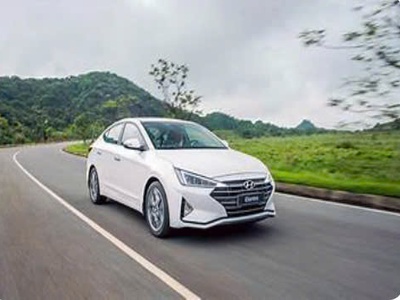 Cho thuê xe Elantra có tài xế theo tháng 3