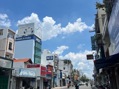 Bán căn hộ dv ngay khu phân lô đồng bộ lý chiêu hoàng dr 8 x 20m dòng tiền 130tr/tháng 4