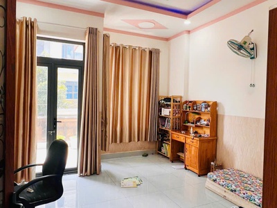 Bán Gấp Nhà Phố Cao Cấp KDC Lê Phong Dĩ An Giá Siêu Tốt 7