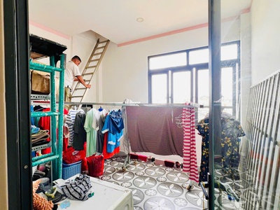 Bán Gấp Nhà Phố Cao Cấp KDC Lê Phong Dĩ An Giá Siêu Tốt 8