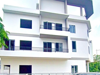 Bán nhà phố mặt tiền đường 19m ven sông ngay trung tâm Bến Lức 2