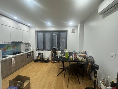 Bán Nhà Cổ Linh, Phường Thạch Bàn, Long Biên 47m2, 5T, giá 10,2 tỷ   ô tô vào nhà 1