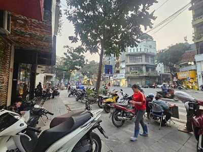 Bán siêu phẩm mặt phố huế nhà 7 tầng thang máy hai bà trưng 1