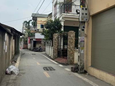 Bán lô góc 68.5m  có nhà cấp 4 tại thôn Quang Minh, xã Tam Hưng   ô tô đỗ cửa, tiện ích đầy đủ 2