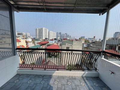Hiếm- Lạc Long Quân-Nhà mới 6 tầng thang máy- Ô tô tránh- Sổ vuông- Mặt tiền 5m  Chỉ 5 tỷ 2