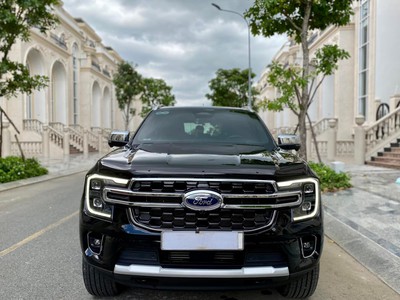 Bán xe Ford Everest Titanium 2.0L 4x4 AT 2023, màu đen. 0