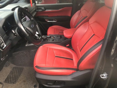 Bán xe Ford Everest Titanium 2.0L 4x4 AT 2023, màu đen. 11
