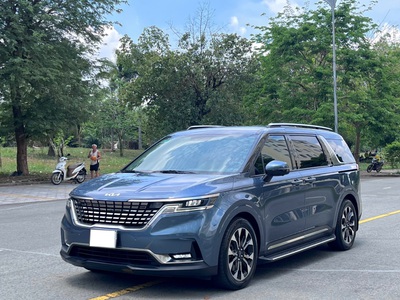 Bán xe Kia Carnival 2.2D Premium 8s 2023, màu xanh. 6