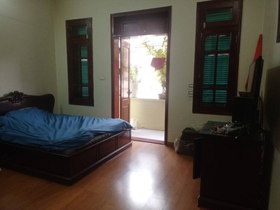 Nhà Gần Hồ Tây   Vừa Ở Vừa Kinh Doanh, Phường Nghĩa Đô, Cầu Giấy, Hà Nội. 80mv. 28 Tỷ 7