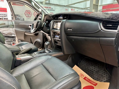 Toyota Fortuner 2.4AT 2020, Xe Toyota đã qua sử dụng chính hãng 10
