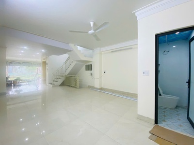 Bán nhà 6,5 tầng vie vườn hoa khu Võ Cường,Bắc Ninh 6