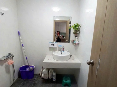 Chính chủ cho thuê căn hộ 2 ngủ Full nội thất cao cấp tại Hà Đông. Giá 12tr 7